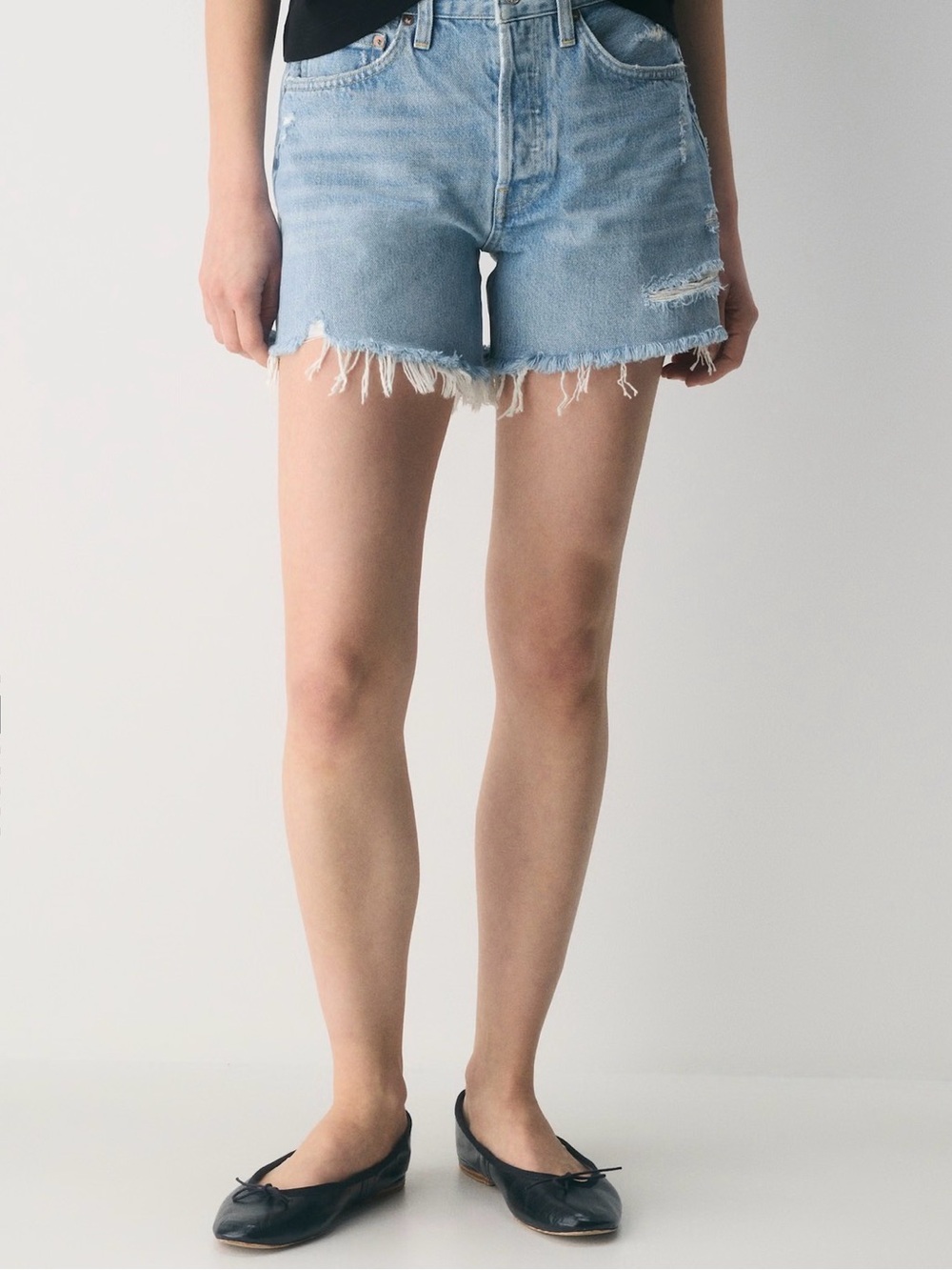 Agolde Parker Long Frayed Hem Denim Shorts in Swapmeet Blue